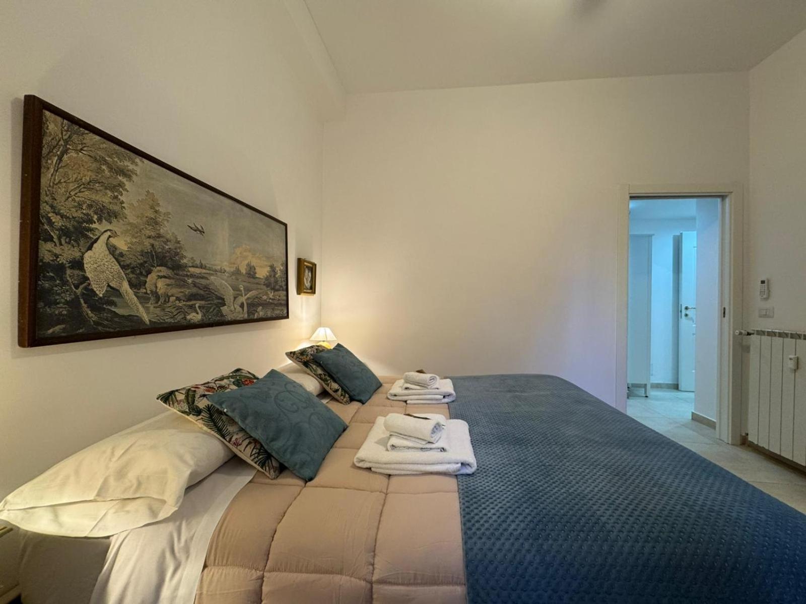 Apartment Warm Hideaway In Vibrant Tuscolano *